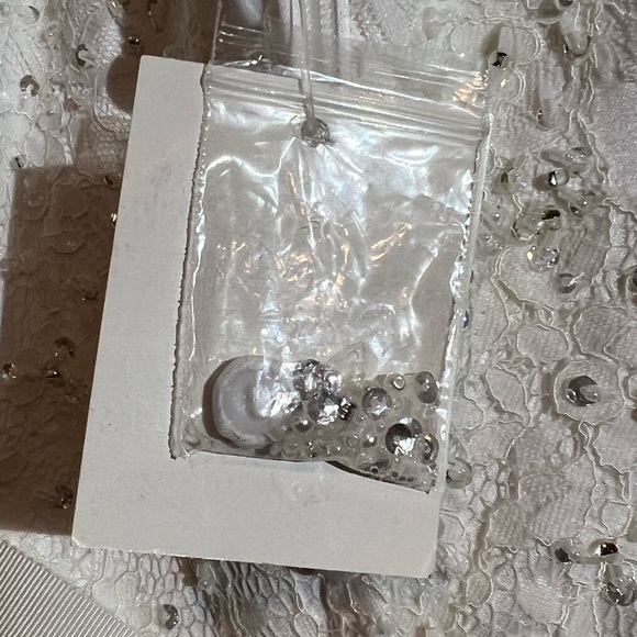 Wedding bride dress - Picture 7 of 12